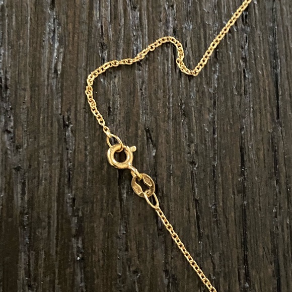 Fresh Pearl Cross Necklace - Picture 4 of 7